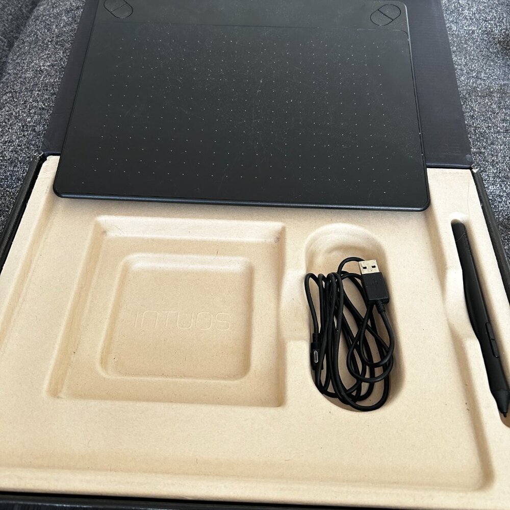 WACOM INTUOS - Picture 8 of 10